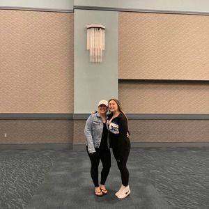 Meet your Posher, Andrea